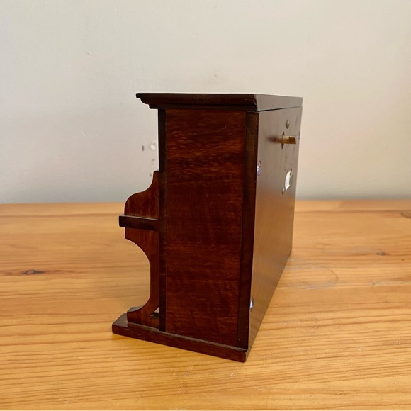 Vintage Upright Piano Music Box Reuge Swiss Musical The Entertainer Miniature - Picture 10 of 10